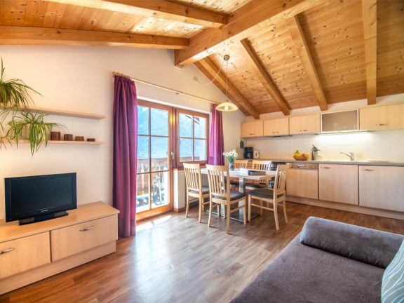 wohnung-dolomitenzauber-1 Urlaub auf dem Bauernhof Wohnung